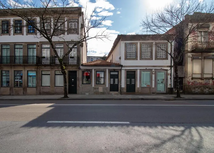 Olive Tree House By Lovelystay Appartamento