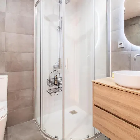 Olive Tree House By Lovelystay