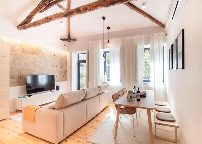 Olive Tree House By Lovelystay *