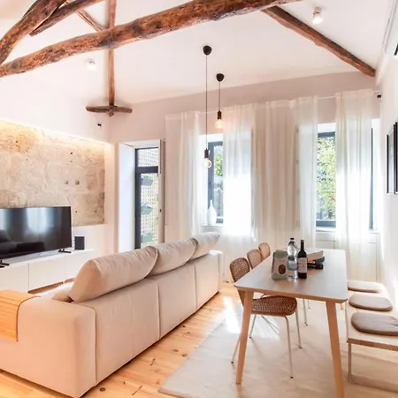 Olive Tree House By Lovelystay *